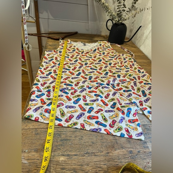 Colorful Flip-Flop Print Sleeveless Tunic - Miss Nikky - Size XXL - Picture 5 of 10